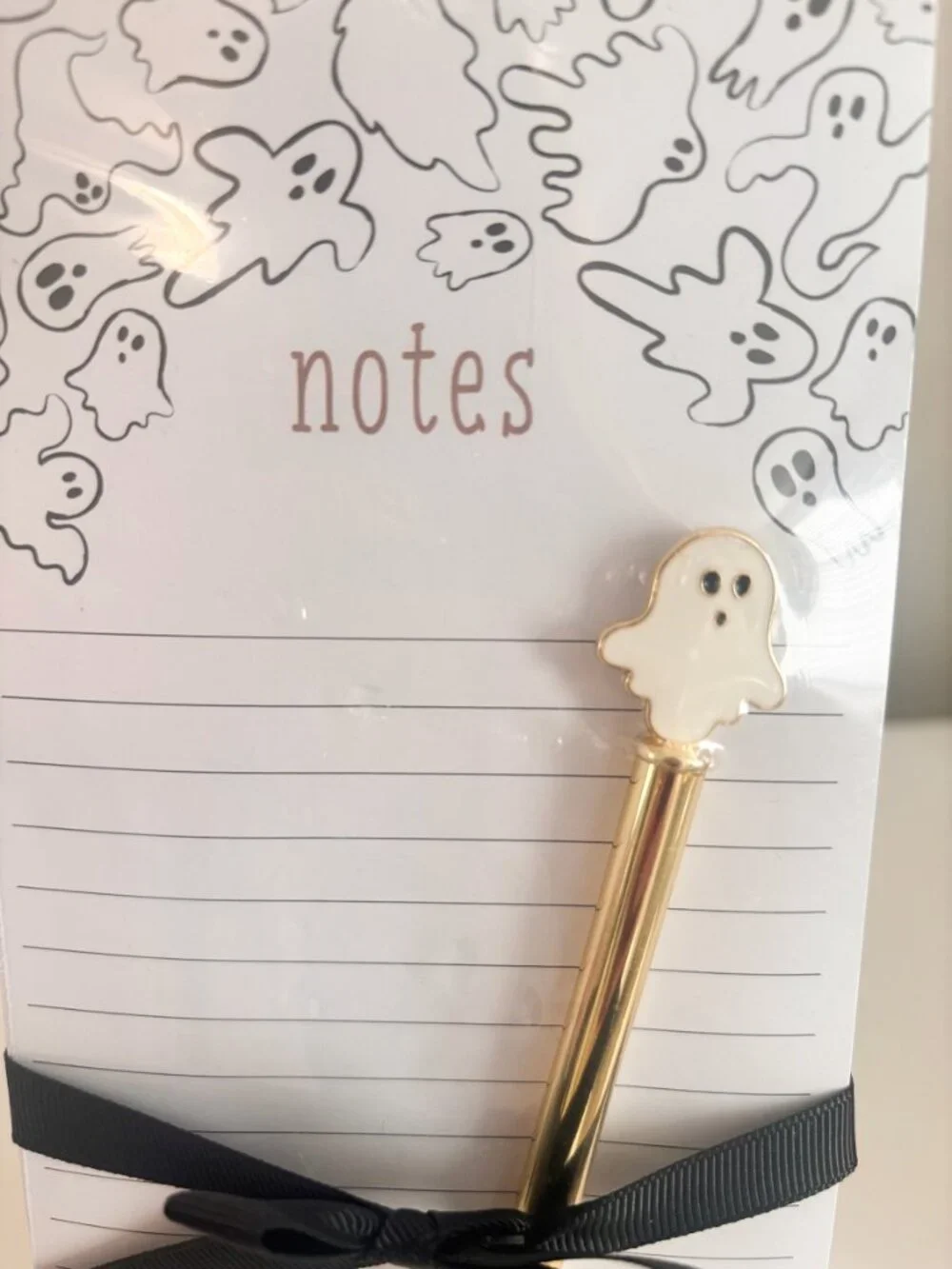 Ghost List Pan & Pen